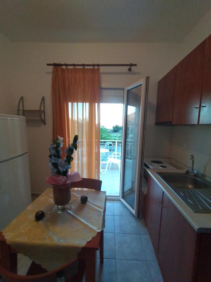 Δειλινά Appartement Plati  Buitenkant foto